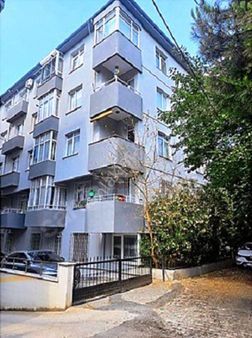 ꧁uğur & Uzman꧂'dan Küçükyalı'da Açık Otoparklı 2+1 Düz Giriş