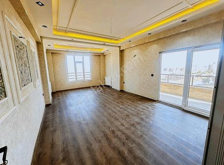 Şanlı Gayrimenkulden Satılık Ultra Lüxs 3+1 Daire