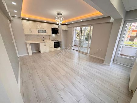 ▇altınkum'da Pazar Pazarında Ön Cephe Full Yapılı 2+1 Daire