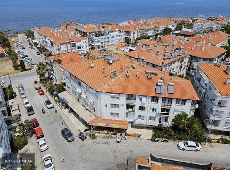 Ayvalık'ta Aliçetinkaya'da İki Ayrı Girişli Satılık Dükkan