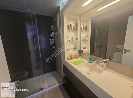 Karşıyaka 360 Sitesinde Satılık 3+1 Daire