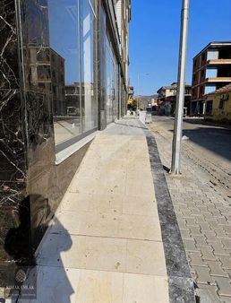 Ayvalık Altınova Mahallesinde Kiralık Dükkan