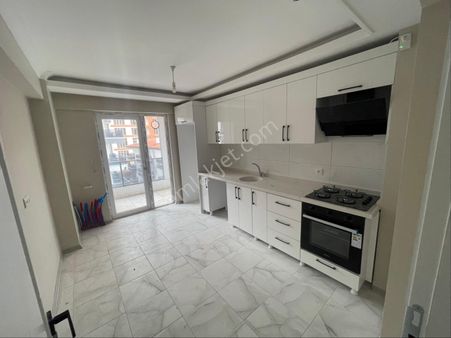 Ugem Gayrimenkul Fatih Mah Ara Kat 2+1 Sıfır Bina