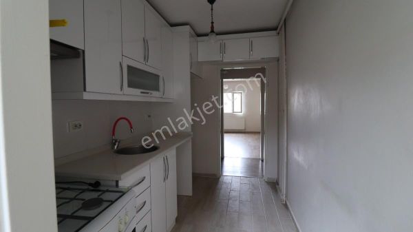Evka 2 Mahde Bakımlı Temiz Bahçe Katı Kiralık 2+1 Daire
