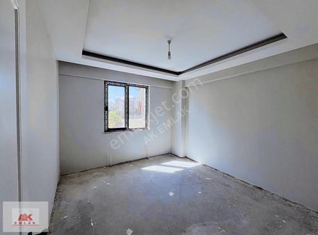 Lüks 3+1 Geniş Daire Şehir Merkezinde.