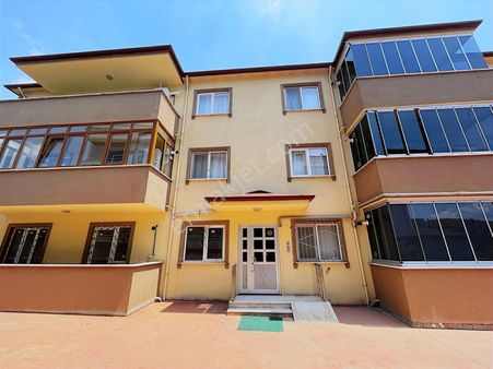 Sıfır Ayarında 3+1 Geniş Giriş Kat Daire Derince Sırrıpaşada