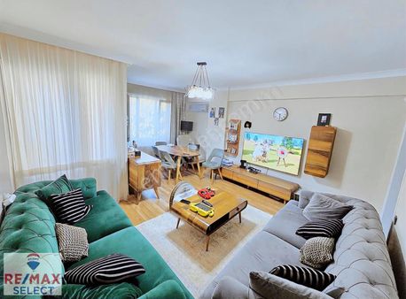 Bakırköy Kartaltepe Aykent Sitesinde Satılık 3+1 Daire