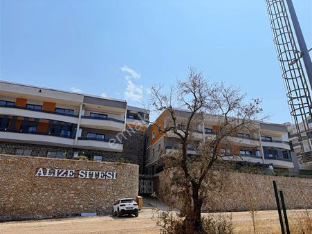 Kurşunlu'da Ultra Lüx Eşyalı Deniz Manzaralı Ve Havuzlu Daire!