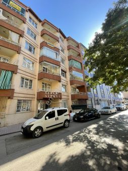 İstanbul Caddesi Üzeri Entepe Yakını Kiralık Geniş 3+1 Daire