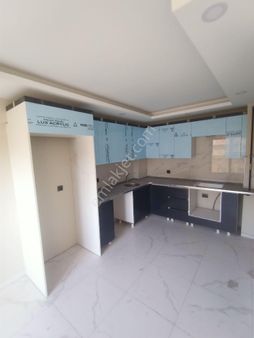 Söke Konak Mahallesinde Ferah Satılık Ara Kat Daire