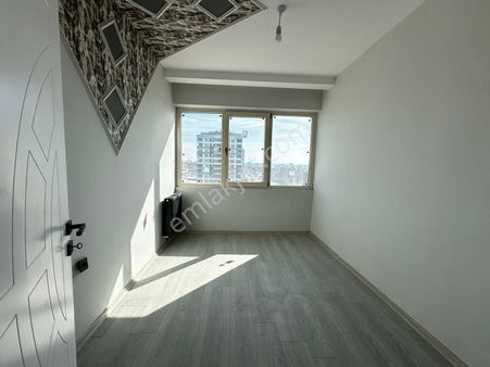 Fatma Ulken Gayrimenkul Den Sancaktepe Mah De 4+1 Satilik Daire