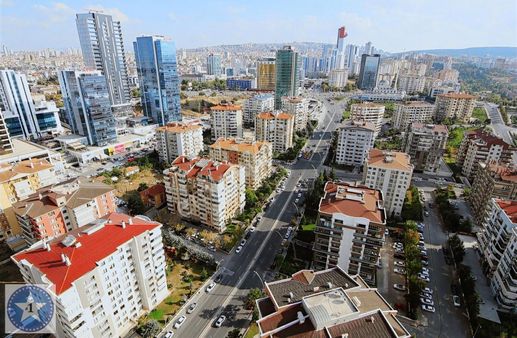 Ana Cadde Üzerinde Elit Konumda Geniş Odalar Kolay Ulaşım