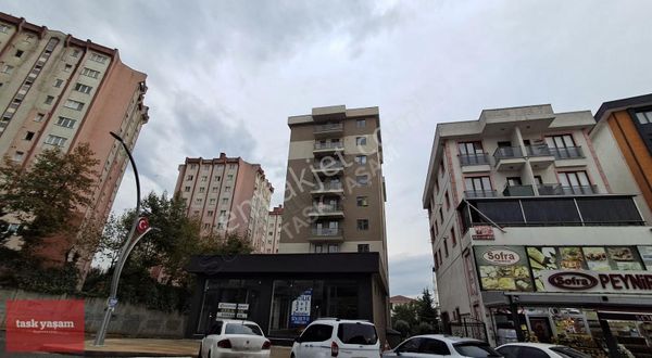 Tuzla Mimarsinan Mh'de Cadde Üstü Satılık Ferah 3+1 Daire