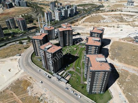 Hayat Evler Sitesin'de En Güzel Cephe ,içi Yapılı,4+1 Lux Daire