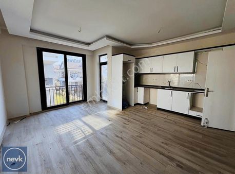 Merkezi Konumda 3+1 Ve Depo Alanlı Satılık Daire