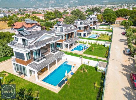Ölüdeniz Mah. Uzun Dönem Kiralık Müstakil Lüks 4+1 Kiralık Villa