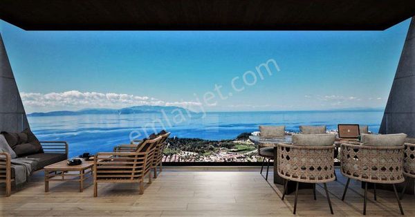 Eşsiz Deniz Manzaralı, Modern Mimarili, Lüks Daire