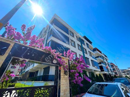 Parla'dan İkizçay'da Ön Cephe Manzaralı Doğalgazlı Lüx 2+1daire