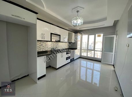 Tes'den Şahintepe'de Ara Kat Geniş Hasarsız İskanlı Daire !!