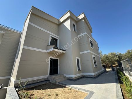 Kerim'den Altınoluk Satılık Dağ/deniz Manzaralı Sıfır 3+1 Daire