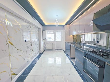 Osmangazı De 3+1 Orta Kat Satılık Daıre