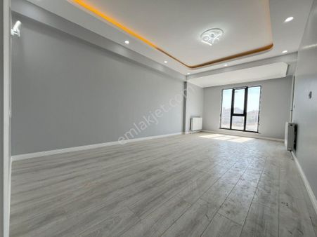 Az-er Yapıdan Vatan Mah. Full Ön Cephe Satılık 2+1 Daire!!!