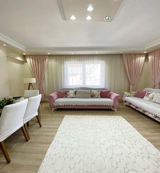 Avcılar Denizköşklerde 6+2 Ferah Geniş Satılık Dublex