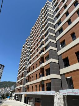 Kartal 'da Deniz Manzaralı Geniş 2+1 Kiralık Daire