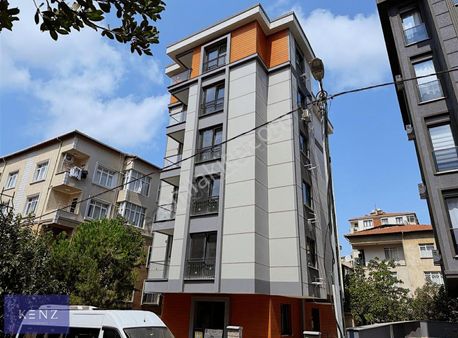 Maltepe Cevizli Mah. Balkonlu 120 M2 Kullanışlı Satılık 3+1