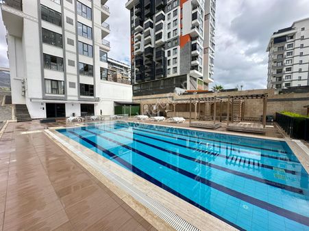 Emlaknomi'den Mahmutlarda Best Life 10 Satılık 2+1 Dubleks Deniz Ve Doğa Manzaralı Aktiviteli