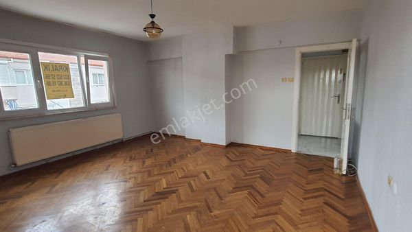 Ege Emlak'tan Şehir Merkezinde Önü Kapanmaz Kiralık Daire