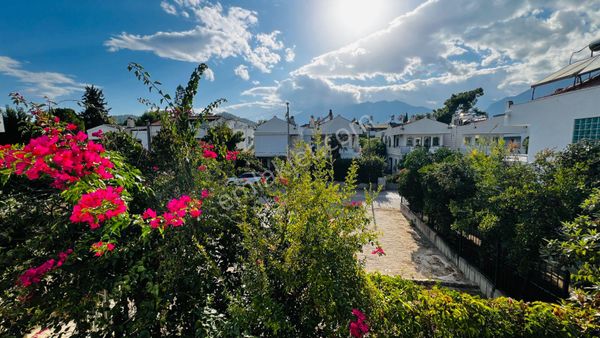 Kemer Merkezde Denize Yakın Kiralık Eşyasız Daire