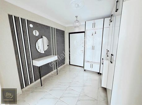 Yükselen Emlak Feridunçelik 1048 Cadde Üzeri Satılık Daire