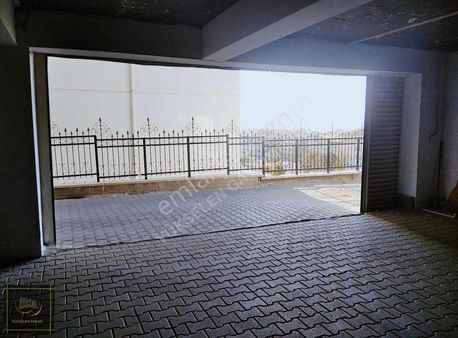 Cadde Üzeri Masrafsız 2+1 Daire