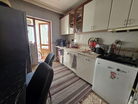 Antares Avm Yakını Kardeşler'de Ara Katta 3+1 Satılık Daire