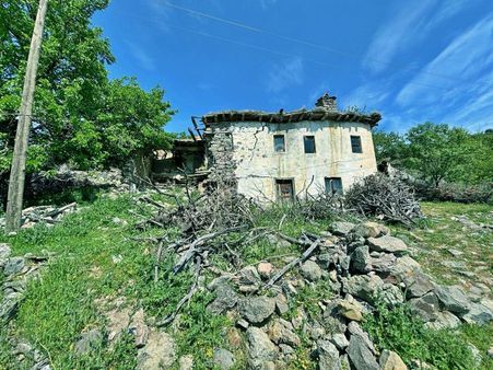 Uytundan Burhaniye Kuyucak Köyiçinde Satılık Arsa