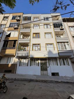 Karacabey Abdullahpaşa Mahallesinde Satılık Ara Kat Daire