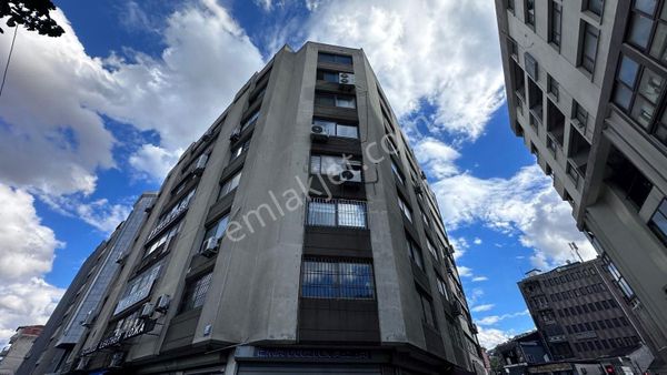 Konak Oğuzlar Da Satılık İş Hanı Katı & Ofisi