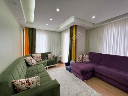 Çekmeköy Mehmet Akif ' Te 2+1 Satılık Daire