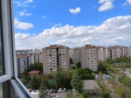 Kare Emlak'tan Mutlukent Şafakta Bakımlı