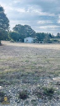 Köyün İçinde Elektirik, Su, Doğalgaz Mevcut