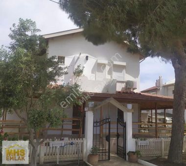 Akarcanın En Gözde Sitelerinden Birinde Plaja 120 Metre Mesafede