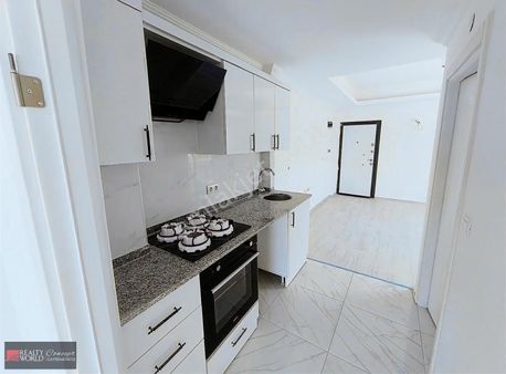 Satılık Döşemealtı Çıplaklı Da Site İçi Havuzlu 1+1 Daire.....