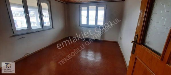 Kiralık 2+1 Daire 100 M2 Bekar Yada Çocuksuz Aileye Uygun Cebeci