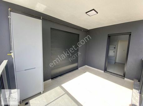 Rota'dan Şehir Hastanesi Yakını E.banyolu O.panjurlu 3+1