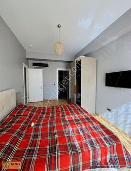 Bahçeşehir Loca Büyük Teraslı Geniş 2+1 Satılık Daire 280 M2