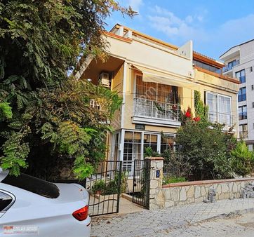 Kusadası Marınada Esyalı 2+1 Dublex Daıre