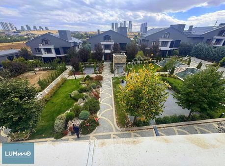 Lummo'dan Güvenlikli Site İçinde Kapalı Havuzlu Saunalı Villa