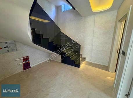 Lummo'dan Bahçeşehir Koleji Yakını Asansörlü 4 Katlı Lüks Villa