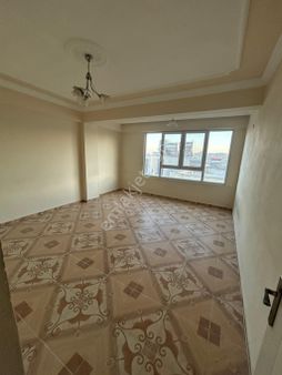 Uğurlu Emlaktan Devteyştinde Satılık 2+1 Üst Kat.